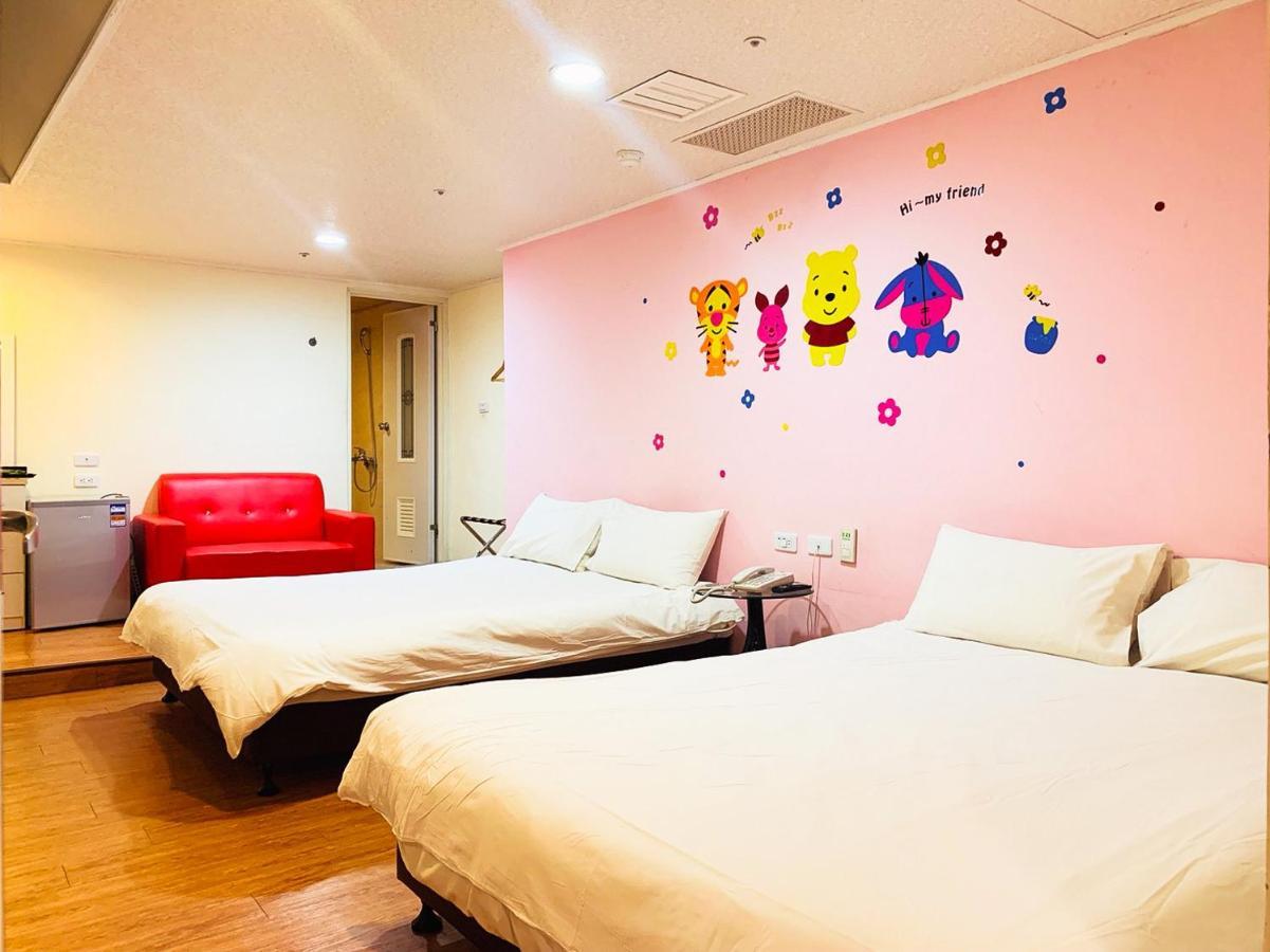 Easyinn Hotel & Hostel Tainan Exterior photo